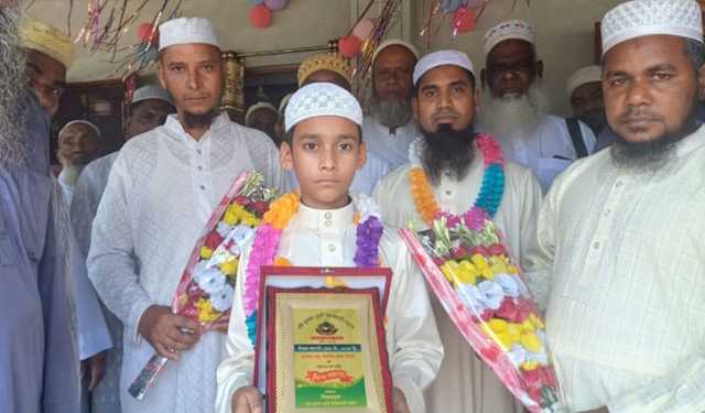 ১৬ মাসে কুরআনের হাফেজ হলো ১১ বছর বয়সি শিহাব