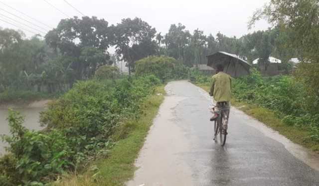 পঞ্চগড়ে ৮৩ মিলিমিটার বৃষ্টিপাত, মিলেছে শীতের আভাস