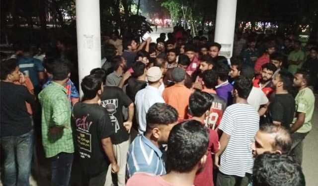 বেরোবিতে ফুটবল খেলা নিয়ে ৩ বিভাগের শিক্ষার্থীদের মারামারি