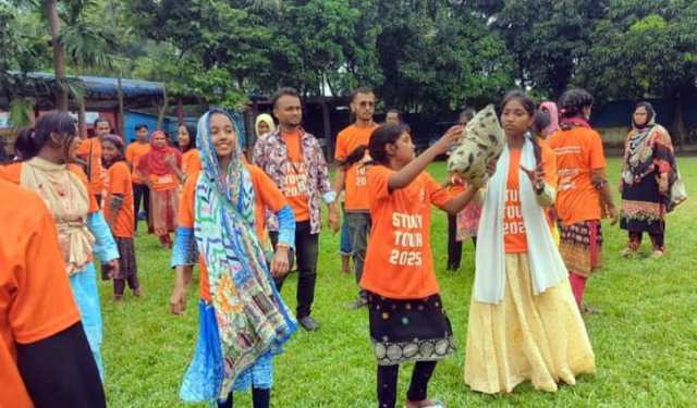 ভাসমান পথশিশুদের নিয়ে এলইইডিও-র অন্যরকম আয়োজন