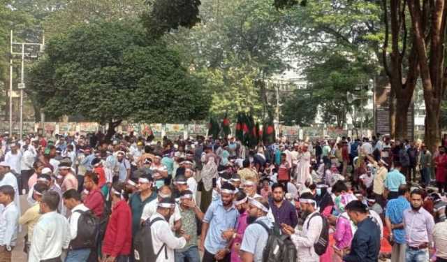 দাবি না মানলে বড় কর্মসূচির হুঁশিয়ারি প্রাথমিকের শিক্ষকদের