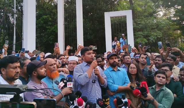 শিক্ষকদের ওপর হামলায় সরকারকে ক্ষমা চাইতে হবে: হাসানাত আবদুল্লাহ 