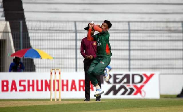 সেঞ্চুরির জবাবে সেঞ্চুরি, ইকবালের ৫ উইকেটে বাংলাদেশের জয়