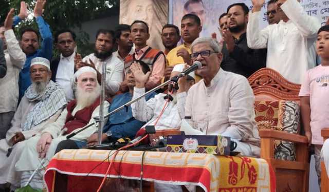 জামায়াত দেশকে অস্থিতিশীলতার দিকে নিয়ে যাচ্ছে: মির্জা ফখরুল