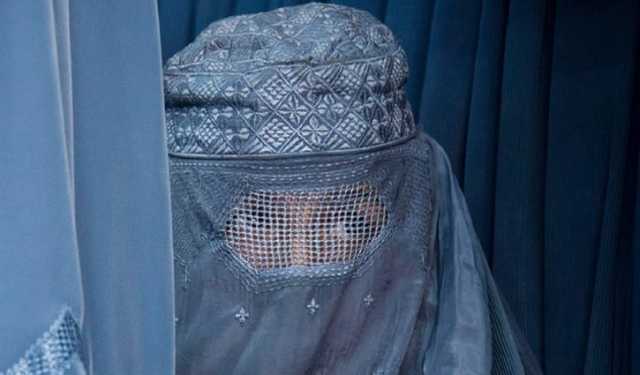 হাসপাতালে বোরকা পরার নির্দেশ তালেবান সরকারের