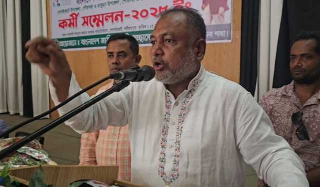 ‘চাঁদাবাজির জন্য বহিষ্কার করেছি, একটি দল তাকে ফুল দিয়ে বরণ করেছে’
