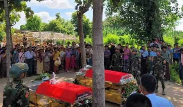 মিয়ানমারে সমাবেশে সেনাবাহিনীর প্যারাগ্লাইড বোমা হামলা, নিহত ২৪