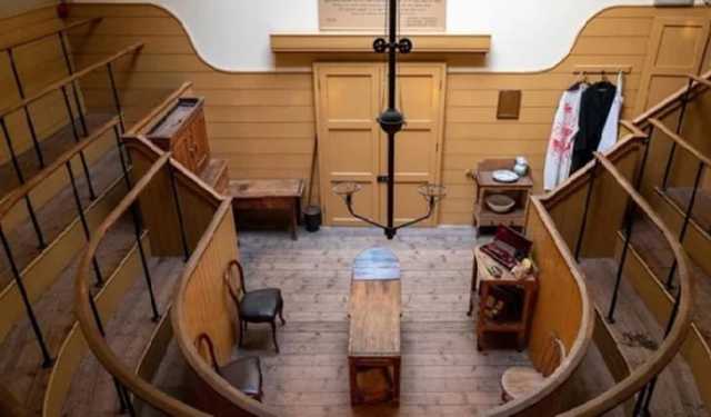 অপারেশন রুমকে কেন ‘অপারেশন থিয়েটার’ বলা হয়