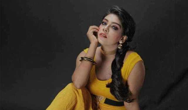 ‘বেহুলা দরদী’ রূপে পর্দায় স্নিগ্ধা