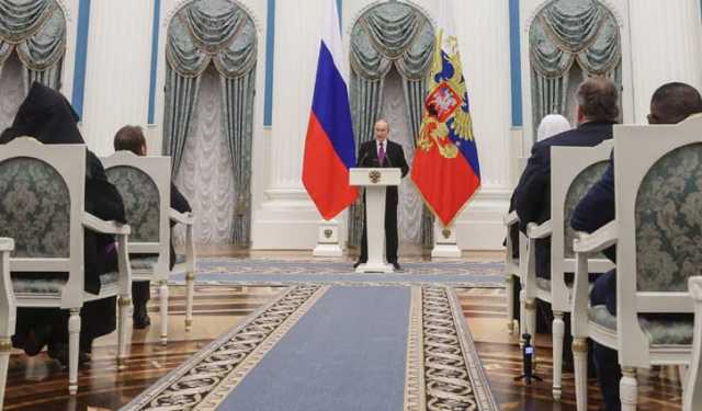 বুরেভেসতনিক ক্ষেপণাস্ত্র নির্মাতাদের পুরস্কৃত করলেন পুতিন