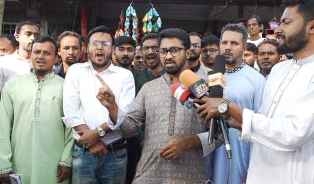 আ. লীগ রাজপথে নামলে তাদের ধোলাই দেওয়া হবে: রাশেদ খান