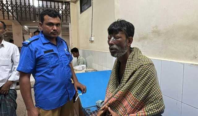 উচ্চস্বরে কথা বলায় ঘুমন্ত স্বামীকে এসিডে ঝলসে দিলেন স্ত্রী