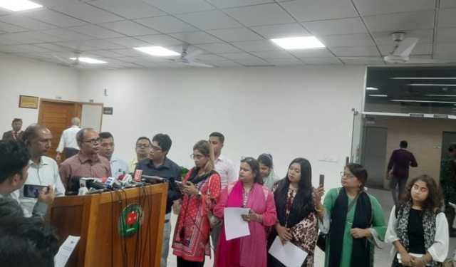 নির্বাচনে গণমাধ্যম নীতিমালা সংশোধনের আশ্বাস সিইসির