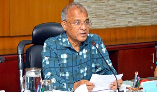 সেনাবাহিনী মাঠে থাকবে, প্রত্যাহারের খবর গুজব: স্বরাষ্ট্র উপদেষ্টা