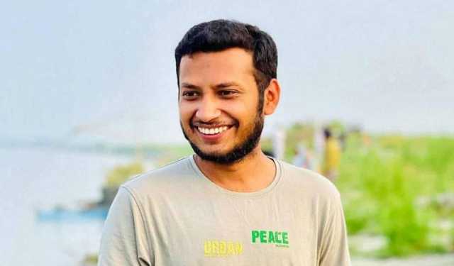 রাস্তা পারাপারের সময় গাড়ির ধাক্কায় যুবক নিহত