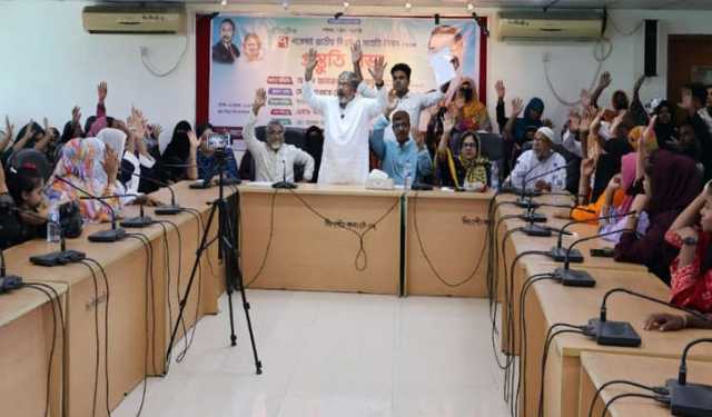 সিংড়ায় মহিলা দলের কর্মী সমাবেশ 