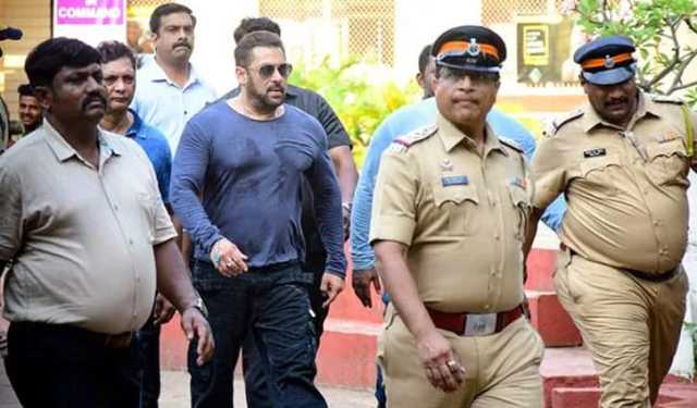 ফের আইনি জটিলতায় সালমান খান