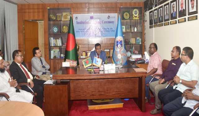  নোবিপ্রবি ও তেখনিখ বিশ্ববিদ্যালয়ের মধ্যে চুক্তি স্বাক্ষর