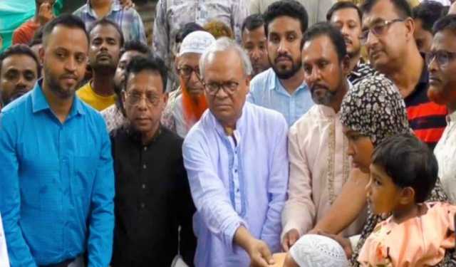শহীদ পরিবারের দায়িত্ব নেবে রাষ্ট্র: রিজভী