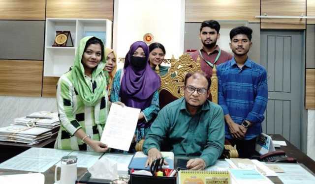 জাতীয় বিশ্ববিদ্যালয়ে সমাবর্তন দাবি নোয়াখালী কলেজ শিক্ষার্থীদের