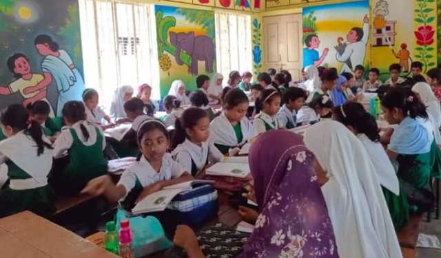 চাঁপাইনাবগঞ্জে শিক্ষক সঙ্কটে প্রাথমিক শিক্ষা