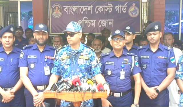 পুশইন করা ৭৫ বাংলাদেশিকে পরিবারের কাছে হস্তান্তর
