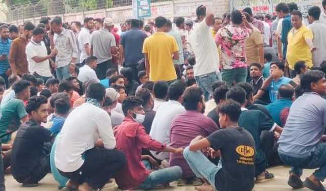 ঢাবিতে বহিরাগতদের নিয়ে ছাত্রদলের উপাচার্যবিরোধী আন্দোলন, ক্ষোভ