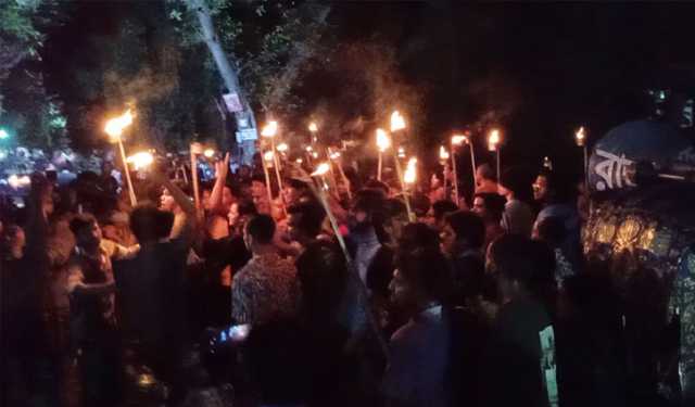 ঢাবিতে শিক্ষার্থীদের দুয়োধ্বনির শিকার বামপন্থীরা 