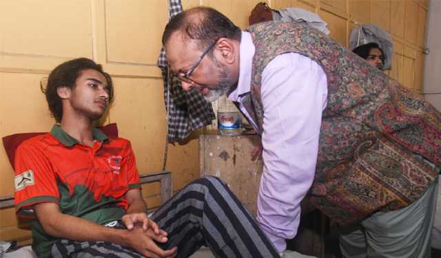 ছাত্রী হেনস্থার প্রতিবাদ করায় ঢাবির ২ শিক্ষার্থীকে মারধর