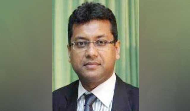 প্রবন্ধে চৌর্যবৃত্তিসহ ঢাবি অধ্যাপকের বিরুদ্ধে নানা অভিযোগ