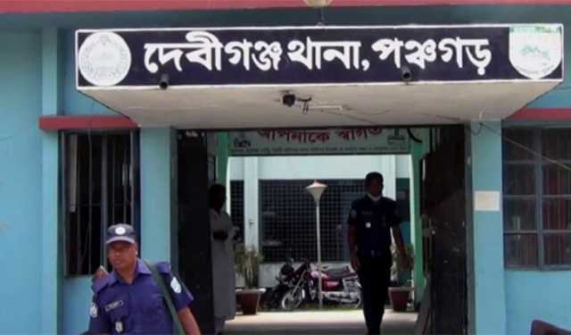 দেবীগঞ্জে ট্রাকচাপায় সাইকেল আরোহী দুই কিশোরের মৃত্যু