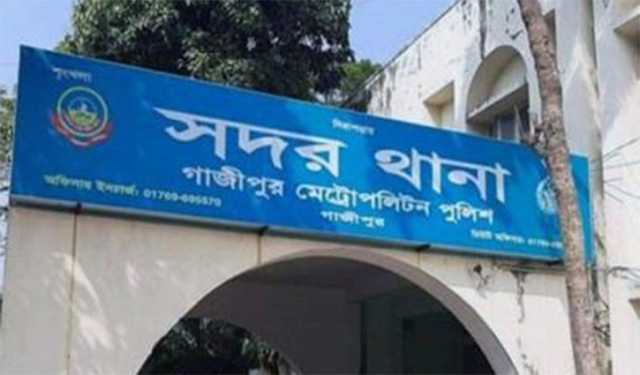 হেলপারের ধাক্কায় বাস থেকে পড়ে কলেজ শিক্ষার্থীর মৃত্যু 