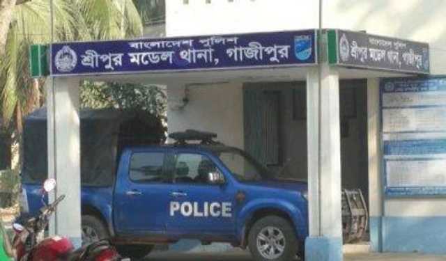 গাজীপুরে গার্মেন্টসের আটতলার ছাদ থেকে লাফিয়ে শ্রমিকের মৃত্যু