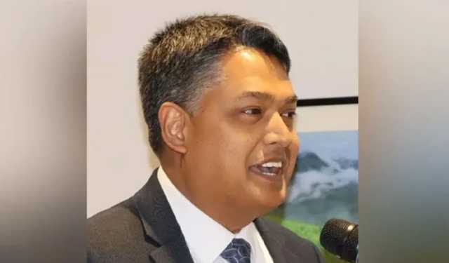 আলোচনায় ডেপুটি হাইকমিশনার শাবাব, দেশে ফেরার নির্দেশ
