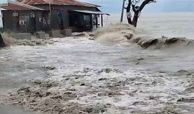 হাতিয়ায় নিম্নচাপে ১২৫টি ঘরসহ ফসলের ব্যাপক ক্ষতি