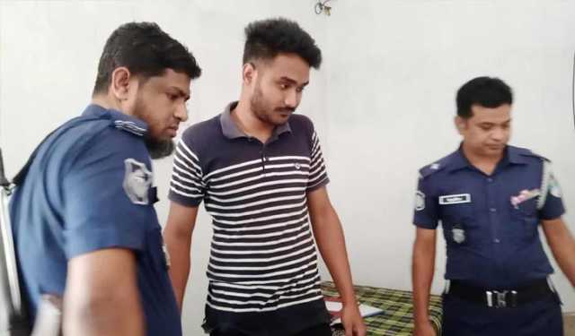 ইবিতে পরীক্ষা দিতে এসে ছাত্রলীগ নেতা আটক