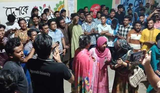 ৩ দাবিতে ‘লং মার্চ টু যমুনা’ কর্মসূচি জবি শিক্ষার্থীদের