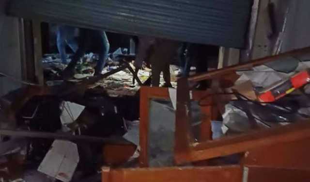 শেখ হাসিনাকে লেখা হলো ‌‘প্রধানমন্ত্রী’, আ.লীগ নেতার পত্রিকা অফিসে