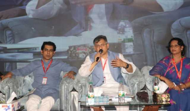 দলের সব নেতাকর্মী ৩১ দফার অ্যাম্বাসেডর: সালাউদ্দিন আহমদ