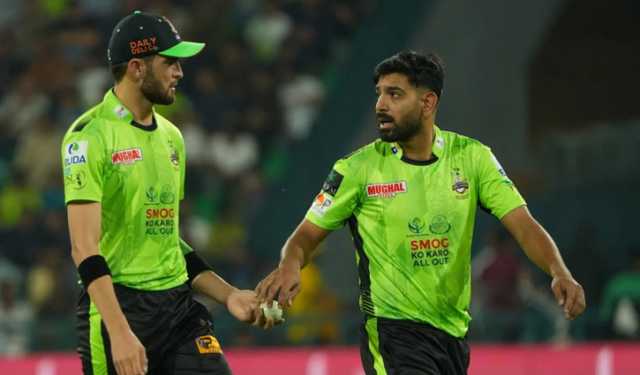 সাকিবের দারুণ বোলিং, জিতে ফাইনালের আশা বাঁচিয়ে রাখল লাহোর