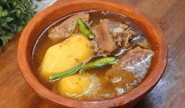 ছুটির দিনে বাড়িতেই পাত পড়ুক ‘পেশোয়ারি বিফ’