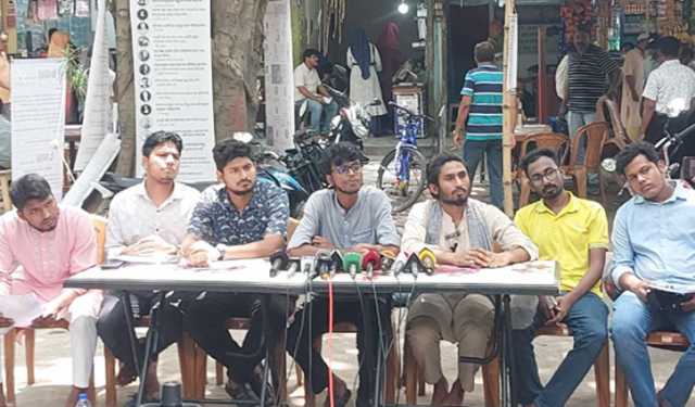 রাবিতে সংঘর্ষ: ৩ ছাত্র সংগঠনের পাল্টাপাল্টি অভিযোগ-প্রতিবাদ