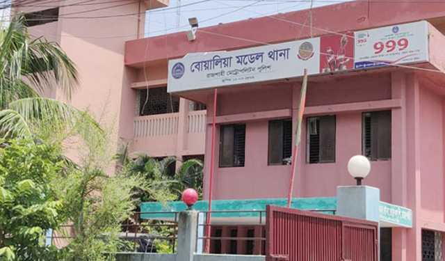 রাজশাহীতে মাইক্রোবাসের ধাক্কায় ভ্যানচালকের মৃত্যু