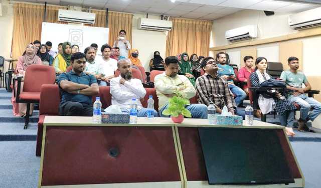 বেরোবিতে তারুণ্যের ভাবনা ও প্রত্যাশা নিয়ে সেমিনার