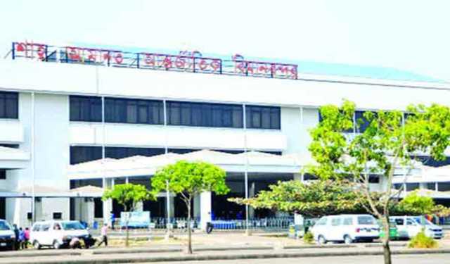 বৈরী আবহাওয়া, ঢাকার ৪ ফ্লাইট অবতরণ করল চট্টগ্রামে 