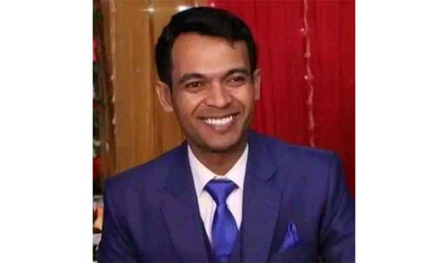আশকোনায় ট্রেনের ধাক্কায় পুলিশ কর্মকর্তার মৃত্যু