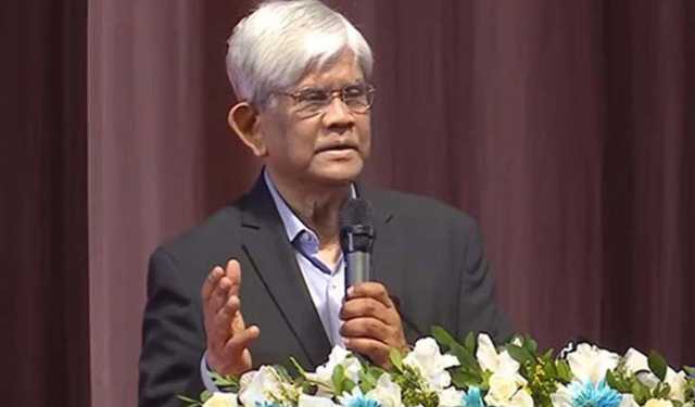 ধারের টাকায় বাজেট বাস্তবায়ন করব না: অর্থ উপদেষ্টা