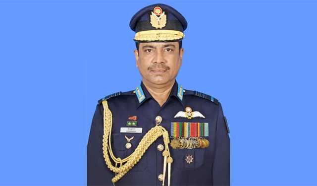 বিমান বাহিনীর সাবেক প্রধান হান্নান ও পরিবারের ৩৮ ব্যাংক হিসাব অবরুদ্ধ