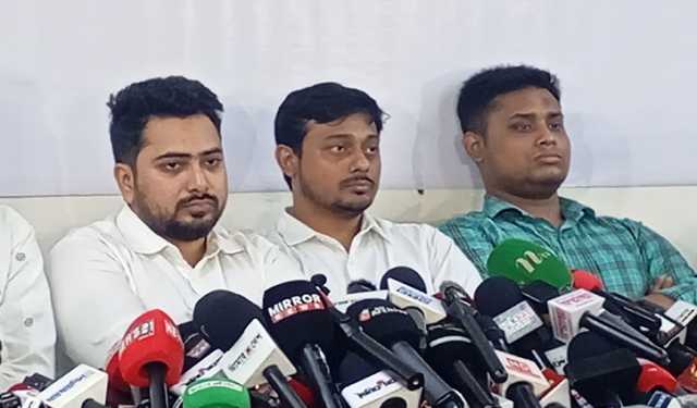 দুই ছাত্র উপদেষ্টার সঙ্গে এনসিপির কোনো সম্পর্ক নেই: নাহিদ