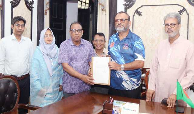 ঢাবি উপাচার্যের হাতে সাম্য হত্যার তদন্ত প্রতিবেদন 